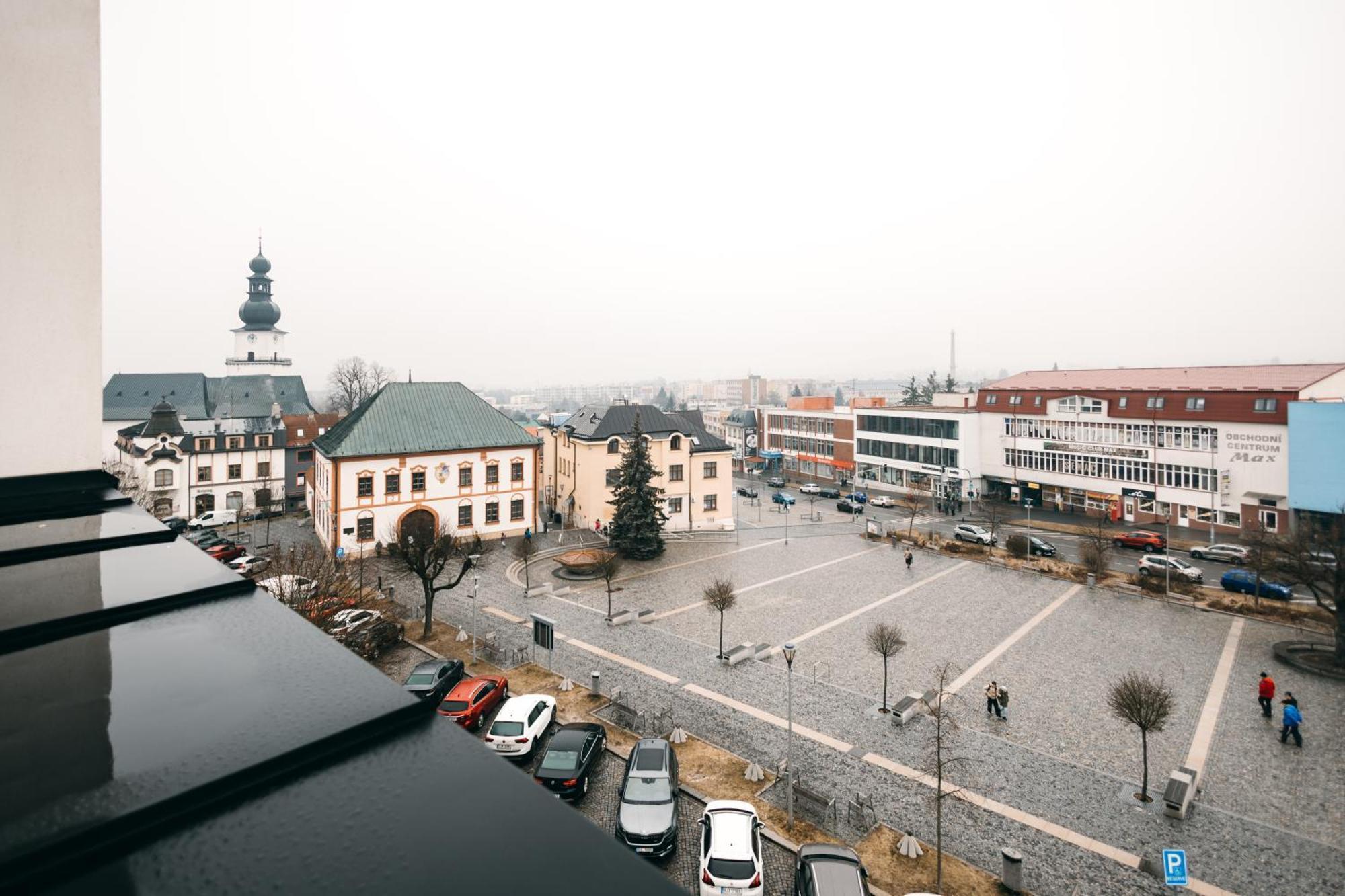 Byt 21 V Rezidenci Bily Lev Na Namesti Žďár nad Sázavou 外观 照片